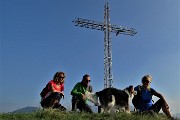 36 Alla croce di vetta del Pizzo di Spino (950 m)